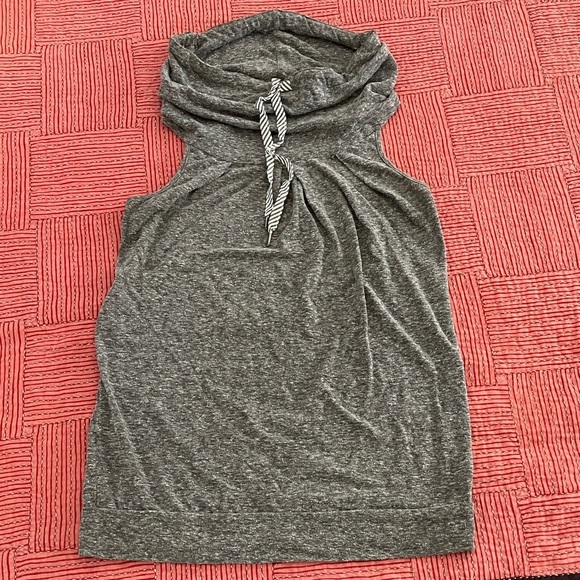 Twik women’s size small Charcoal Sleeveless Jersey Top - Picture 14 of 15